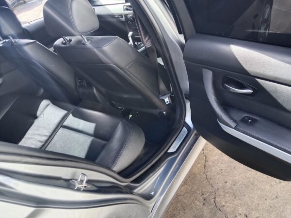 P5066 - BMW E90 3 SERIES 2010 Grey Wrecking - Image 7