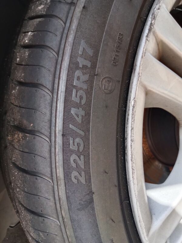 P5066 - BMW E90 3 SERIES 2010 Grey Wrecking - Image 10