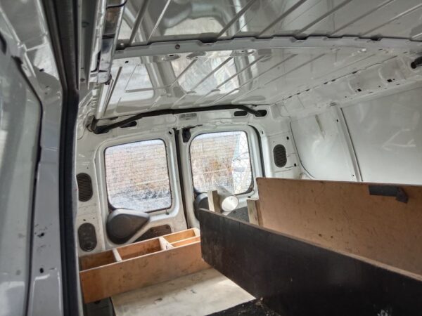 P5068 - Fiat Scudo 2014 White Wrecking - Image 2