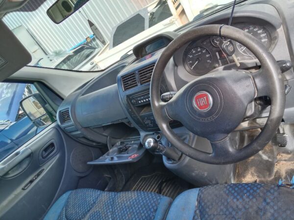 P5068 - Fiat Scudo 2014 White Wrecking - Image 3