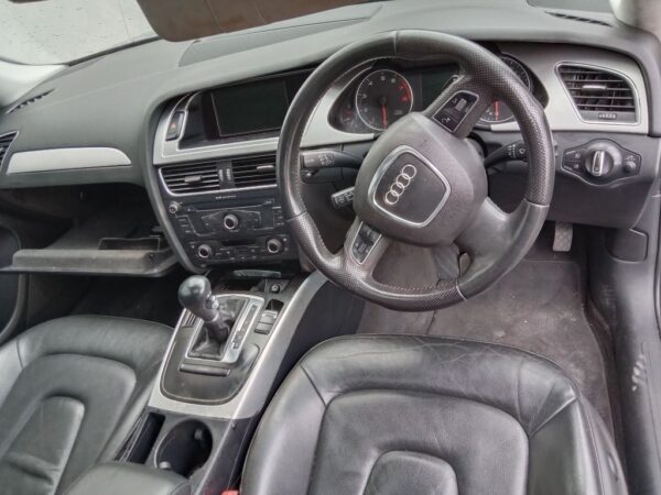 P5070 - Audi A4 2009 Grey Wrecking - Image 5