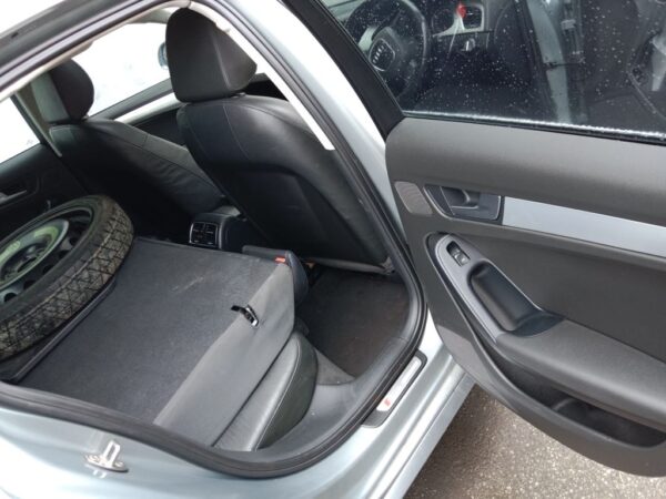 P5070 - Audi A4 2009 Grey Wrecking - Image 6