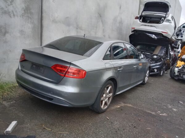 P5070 - Audi A4 2009 Grey Wrecking - Image 14