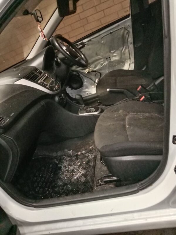 P5071 - Hyundai accent 2012 White Wrecking - Image 2