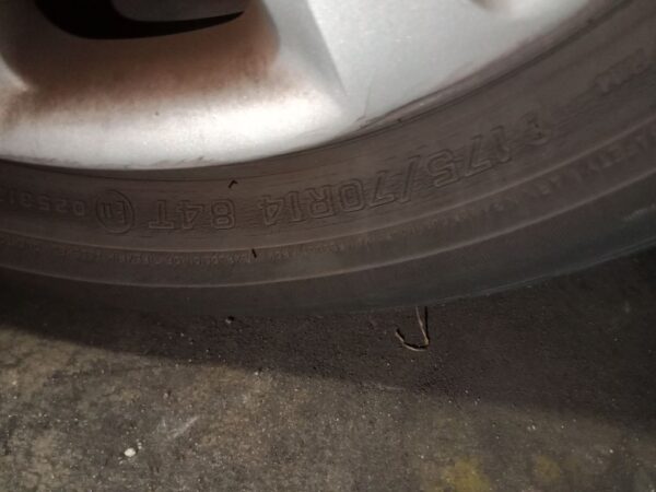 P5071 - Hyundai accent 2012 White Wrecking - Image 3