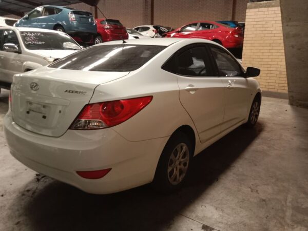 P5071 - Hyundai accent 2012 White Wrecking - Image 8