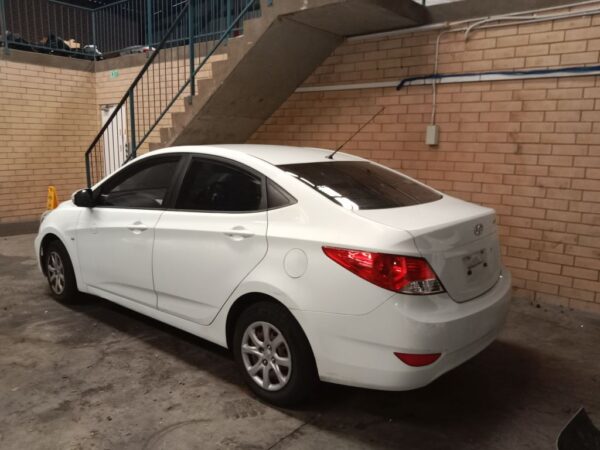P5071 - Hyundai accent 2012 White Wrecking - Image 10