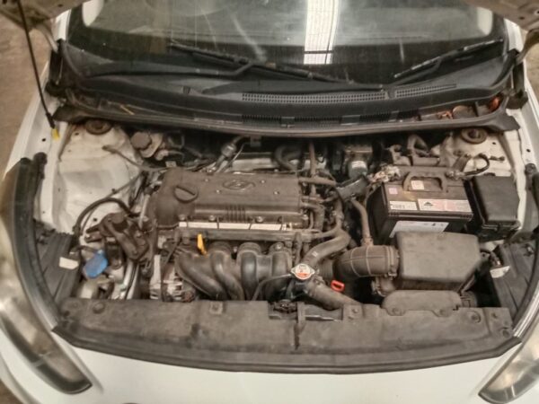 P5071 - Hyundai accent 2012 White Wrecking - Image 15
