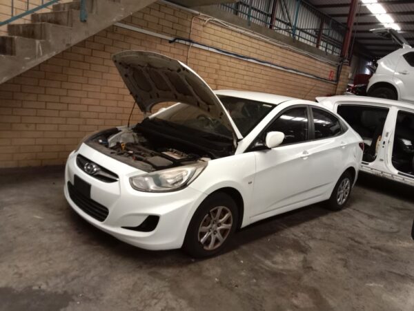 P5071 - Hyundai accent 2012 White Wrecking - Image 16