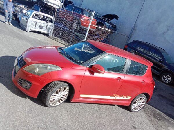 P5080 - Suzuki Swift 2014 Red Wrecking - Image 9