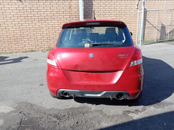 P5080 - Suzuki Swift 2014 Red Wrecking - Image 13