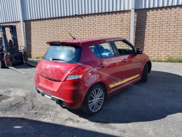 P5080 - Suzuki Swift 2014 Red Wrecking - Image 14