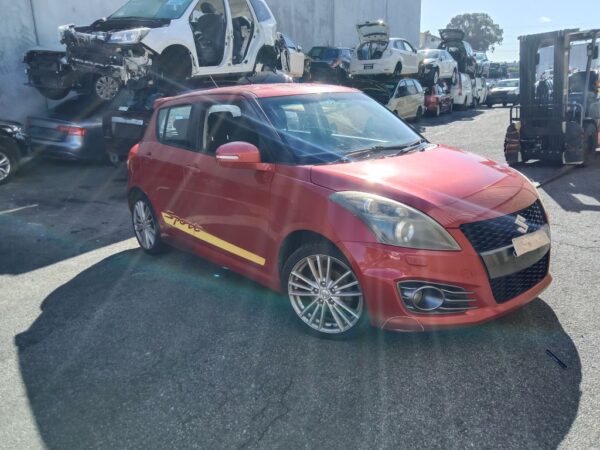 P5080 - Suzuki Swift 2014 Red Wrecking - Image 16