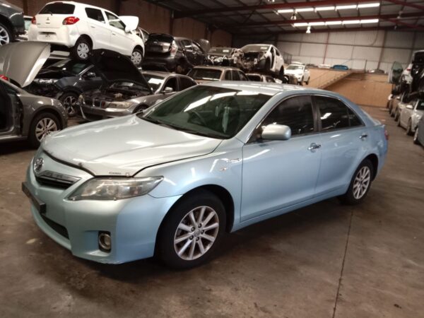 P5081 - Toyota Camry Hybrid 2010 Blue Wrecking - Image 16