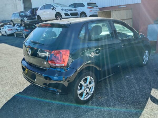 P5093 - Volkswagen polo 2010 Black Wrecking - Image 10