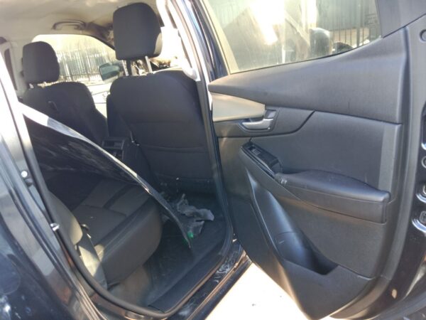 P5094 - Mazda BT-50 2021 Grey Wrecking - Image 13