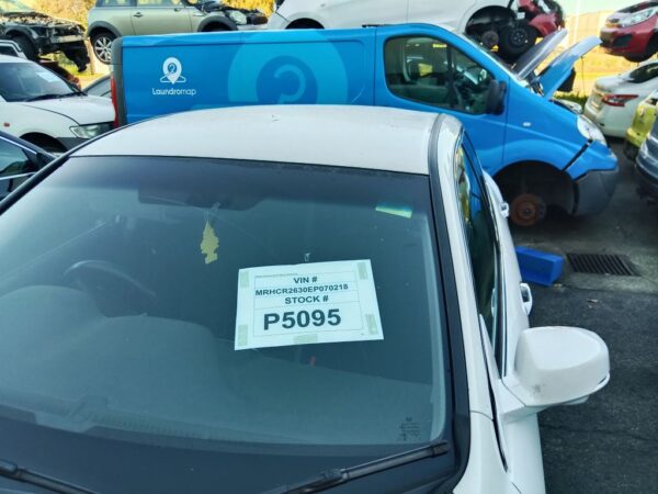 P5095 - Honda Accord 2015 White Wrecking - Image 15