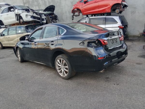 P5097 - Infiniti Q70 2016 Black Wrecking - Image 11