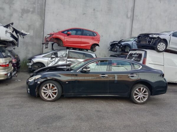 P5097 - Infiniti Q70 2016 Black Wrecking - Image 12
