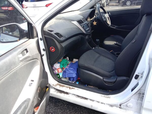 P5102 - Hyundai accent 2017 White Wrecking - Image 3