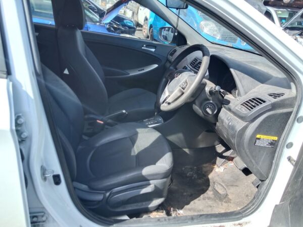 P5102 - Hyundai accent 2017 White Wrecking - Image 7