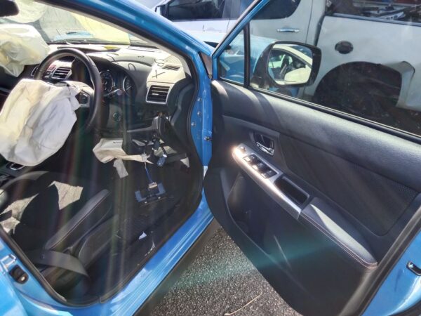 P5104 - Subaru XV 2016 Blue Wrecking - Image 5