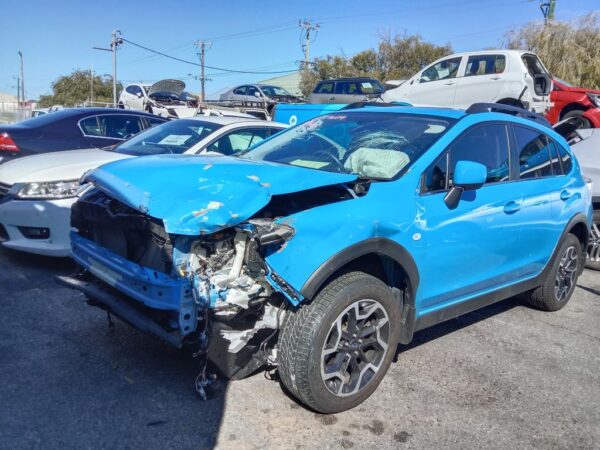 P5104 - Subaru XV 2016 Blue Wrecking - Image 16
