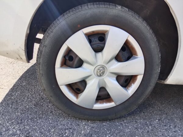 P5105 - Toyota Yaris 2007 White Wrecking - Image 7