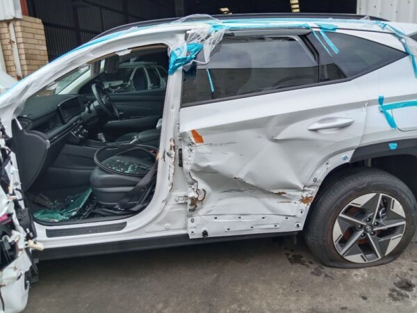P5106 - Hyundai Tucson 2024 Grey Wrecking - Image 2