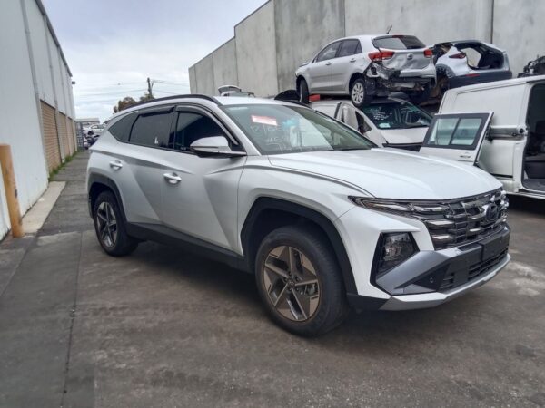 P5106 - Hyundai Tucson 2024 Grey Wrecking - Image 16