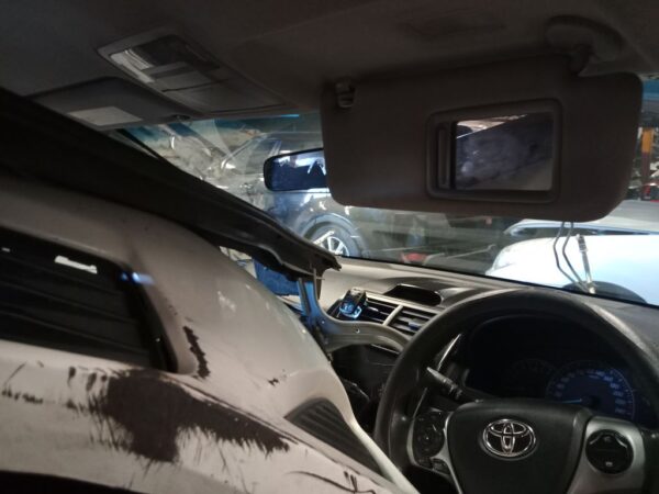 P5110 - Toyota Camry 2014 White Wrecking - Image 5