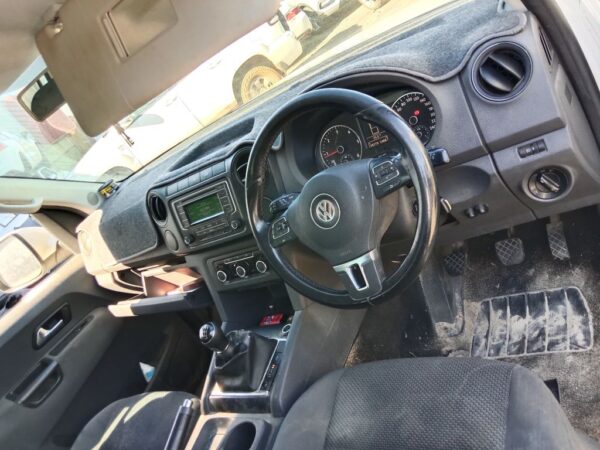 P5112 - Volkswagen Amarok 2014 White Wrecking - Image 4