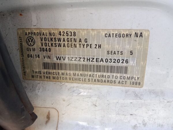 P5112 - Volkswagen Amarok 2014 White Wrecking - Image 9