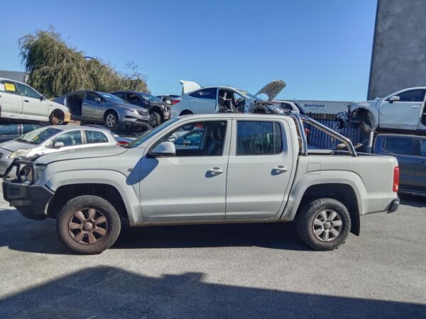P5112 - Volkswagen Amarok 2014 White Wrecking - Image 15