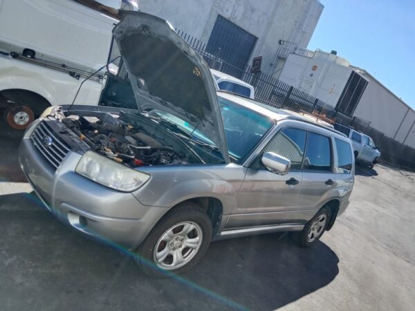 P5113 - Subaru Forester 2007 Grey Wrecking - Image 16