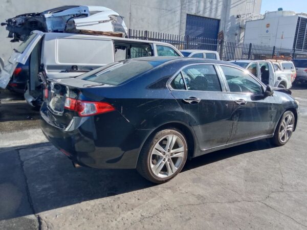 P5114 - Honda Accord Euro 2008 Black Wrecking - Image 13