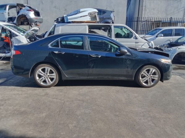 P5114 - Honda Accord Euro 2008 Black Wrecking - Image 14