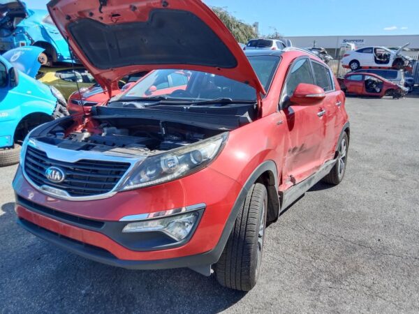 P5116 - Kia Sportage 2013 Red Wrecking - Image 11