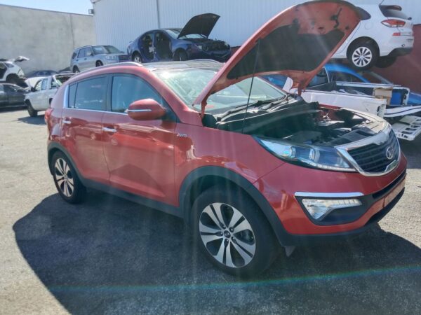 P5116 - Kia Sportage 2013 Red Wrecking - Image 12