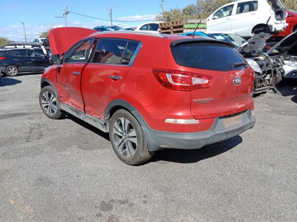 P5116 - Kia Sportage 2013 Red Wrecking - Image 16