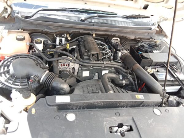 P5119 - Ford Ranger 2014 White Wrecking - Image 2
