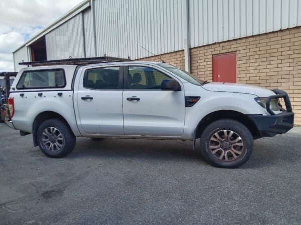 P5119 - Ford Ranger 2014 White Wrecking - Image 15