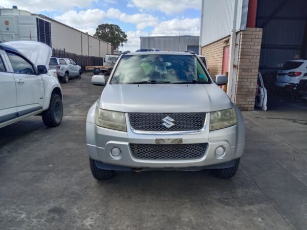 P5121 - Suzuki Vitara 2008 Silver Wrecking