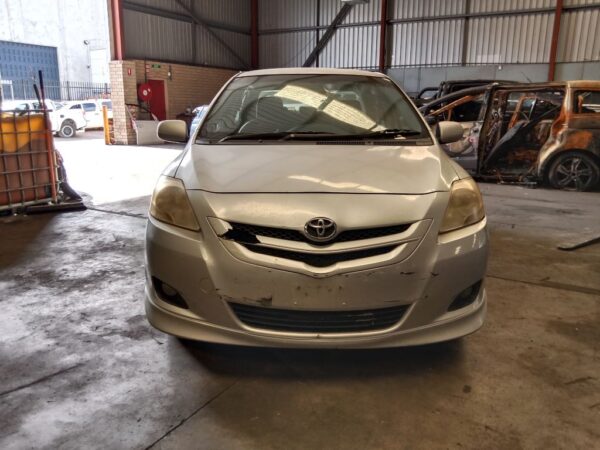 P5122 - Toyota Yaris 2007 Silver Wrecking