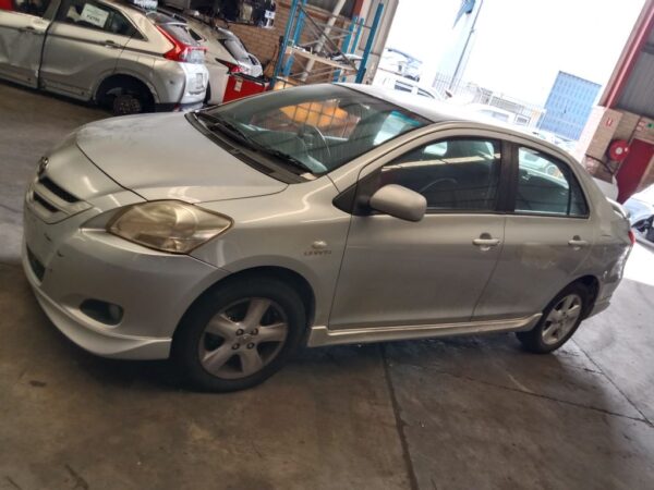 P5122 - Toyota Yaris 2007 Silver Wrecking - Image 7