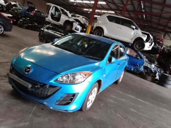 P5123 - Mazda 3 2011 Blue Wrecking - Image 14