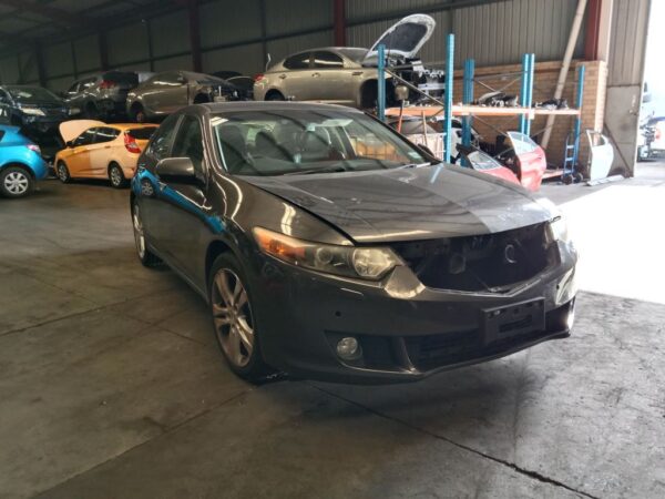 P5124 - Honda Accord Euro 2009 Grey Wrecking - Image 12