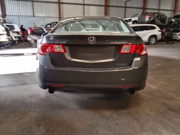 P5124 - Honda Accord Euro 2009 Grey Wrecking - Image 16