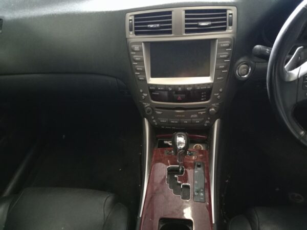 P5126 - Toyota Lexus is 250 2008 Silver Wrecking - Image 3
