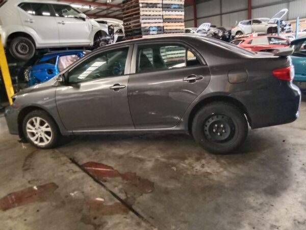 P5129 - Toyota corolla sedan 2012 Grey Wrecking - Image 11